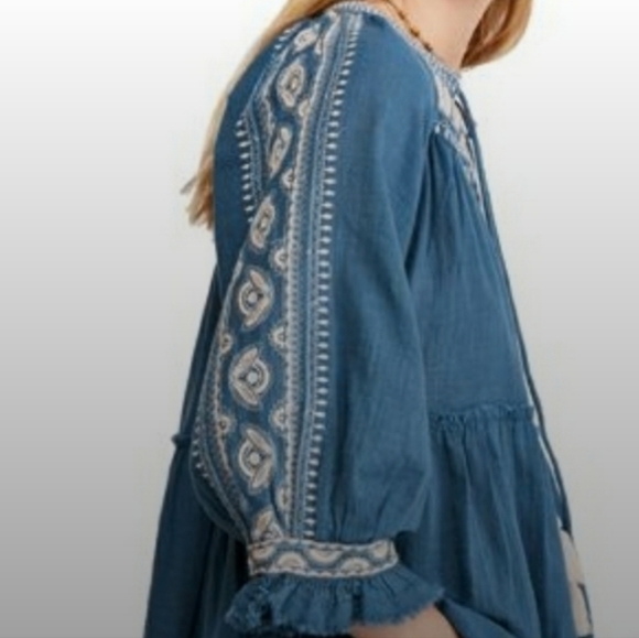 FREE PEOPLE WOMEN'S DREAMWEAVER EMBROIDERED TUNIC TOP BLUE - Picture 4 of 10